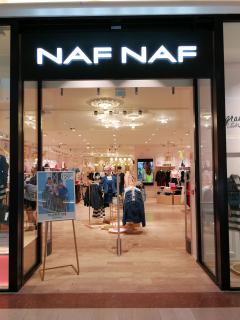 AGENCEMENT DE LA BOUTIQUE NAF NAF LYON